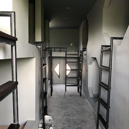 Hacco Capsule Hotel Убуд Экстерьер фото